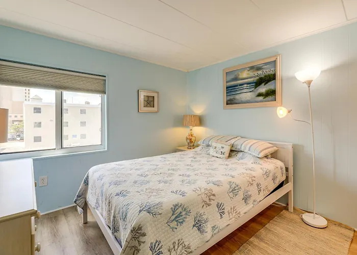 Walkable W/ Water View In Ocean City!