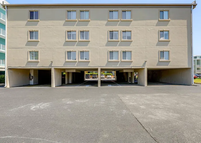 Walkable W/ Water View In Ocean City! Ocean City