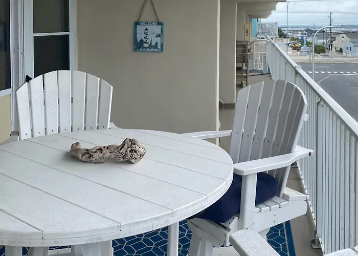 Walkable W/ Water View In Ocean City! Ocean City